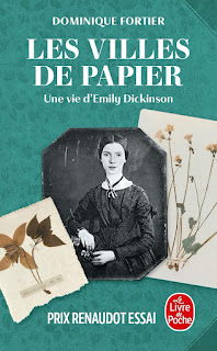 Une plume pour oiseaux